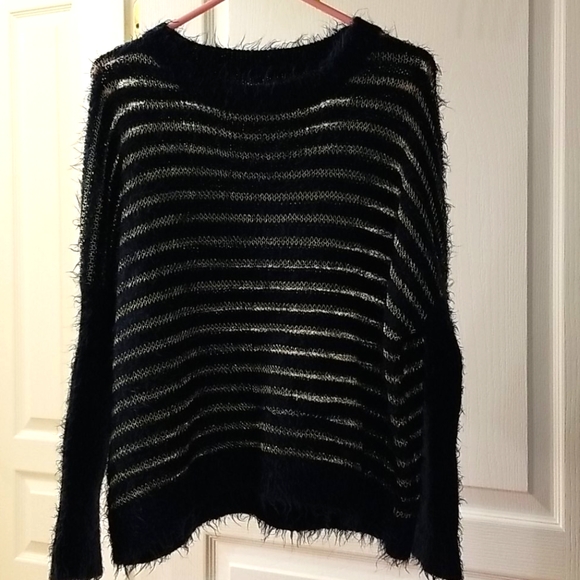 Lightweight Sweater - Picture 1 of 4